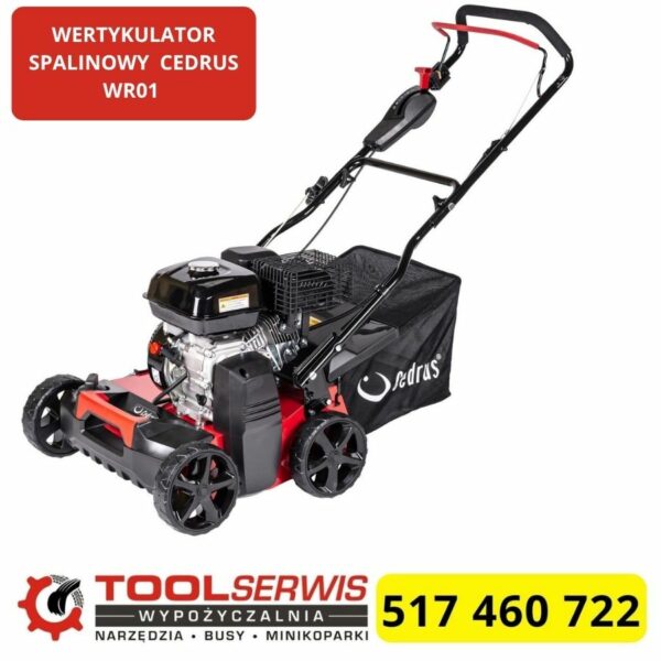 Wertykulator Cedrus WR01 podczas pracy na trawniku